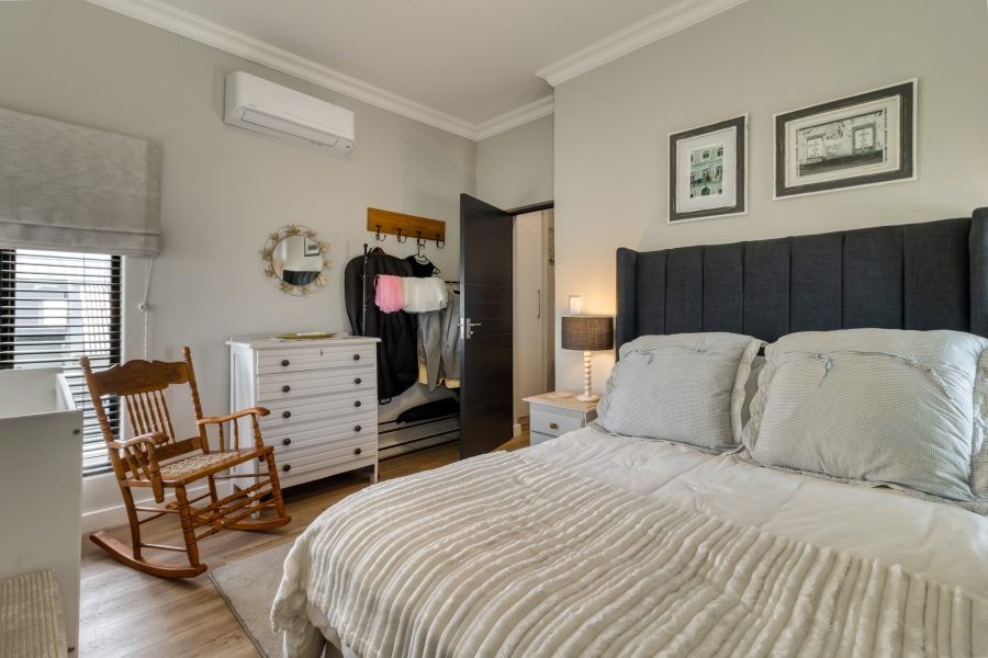 3 Bedroom Property for Sale in Aan de Wijnlanden Western Cape